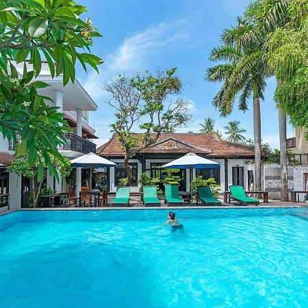 Nostalgia Hotel And Spa Hoi An Bagian luar foto