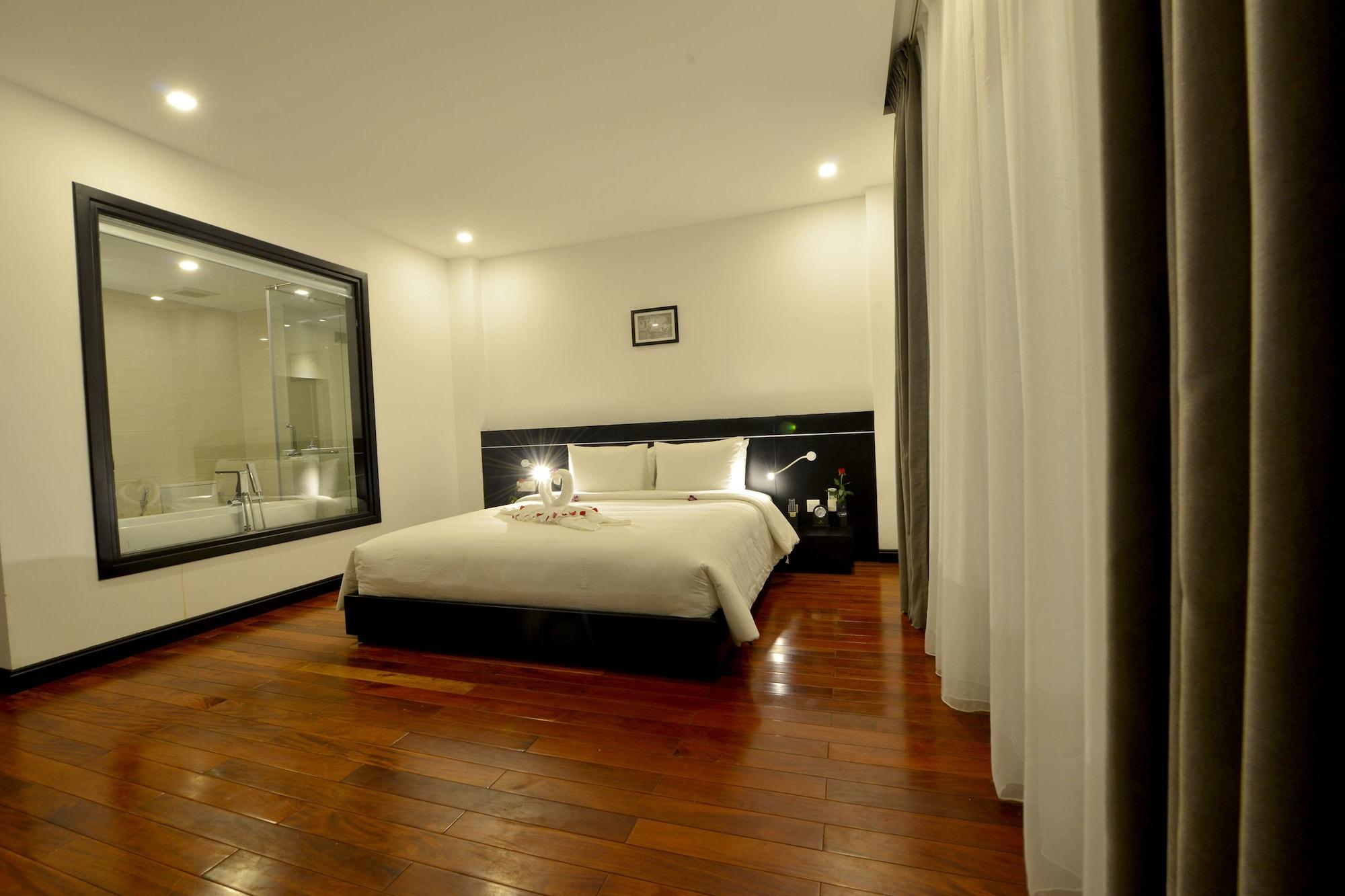 Nostalgia Hotel And Spa Hoi An Bagian luar foto