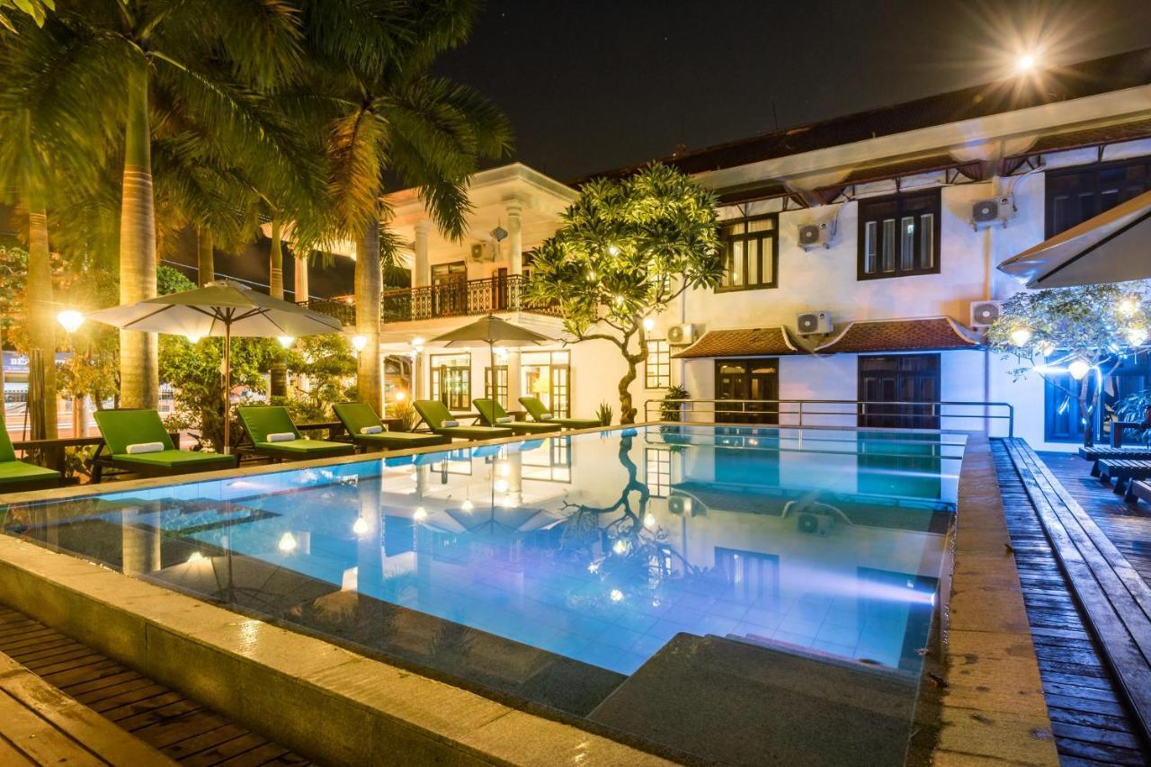 Nostalgia Hotel And Spa Hoi An Bagian luar foto