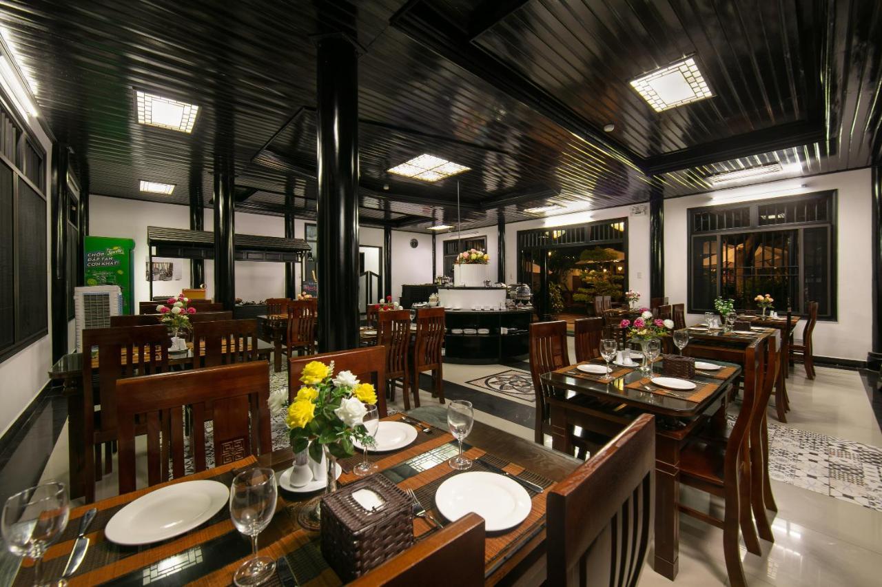 Nostalgia Hotel And Spa Hoi An Bagian luar foto